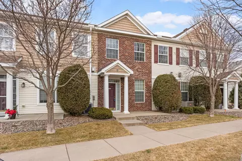 1565 Legacy Pkwy E #413, Maplewood, MN 55109