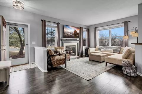 9038 Garland Ln N, Maple Grove, MN 55311