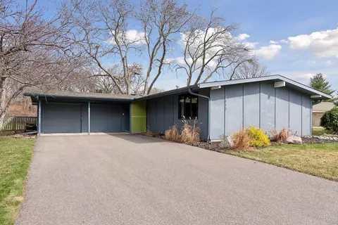 6313 Ridgeview Dr, Edina, MN 55439
