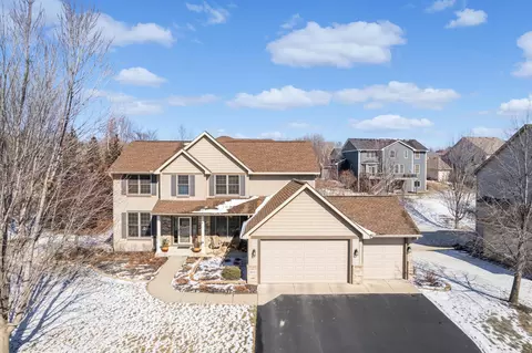 19052 Inndale Dr, Lakeville, MN 55044