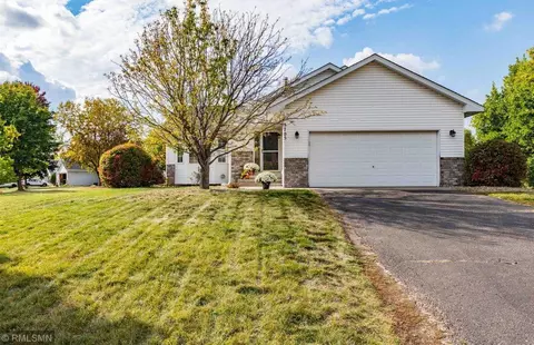 5705 Yucca Ln N, Plymouth, MN 55446