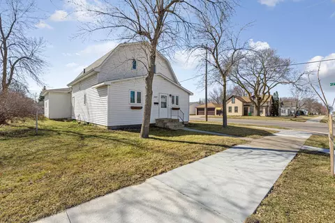 1127 N German St, New Ulm, MN 56073