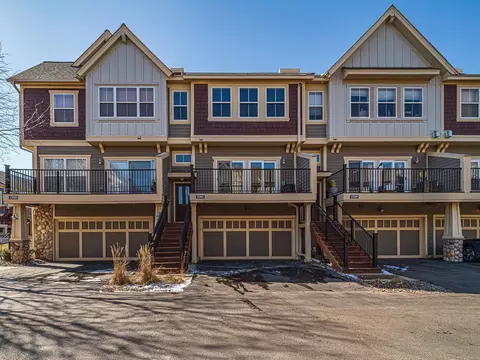 15591 Dwellers Way #1002, Apple Valley, MN 55124