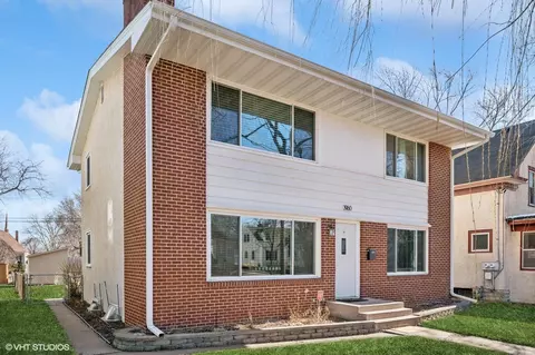 3960 Hubbard Ave N, Robbinsdale, MN 55422