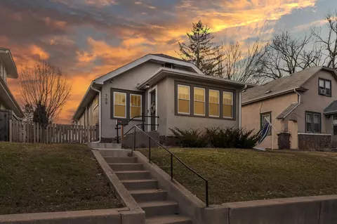 709 15th Ave N, South Saint Paul, MN 55075