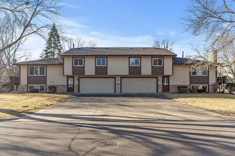 5572 Aldrich Dr N, Brooklyn Center, MN 55430