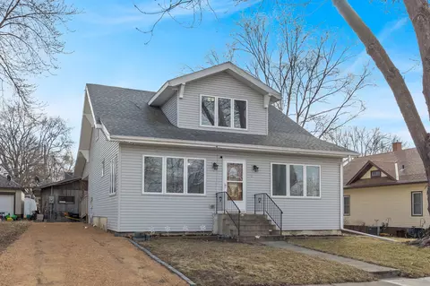 212 Oliver Ave NW, Silver Lake, MN 55381