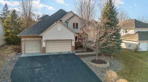 13283 Georgia Dr, Apple Valley, MN 55124
