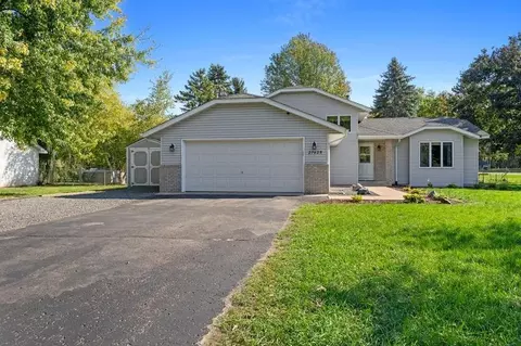 27425 Felton Ave, Wyoming, MN 55092