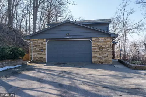 200 Locust St, Mankato, MN 56001