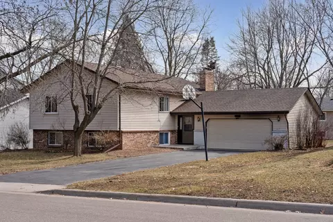6405 Edgemont Cir N, Brooklyn Park, MN 55428