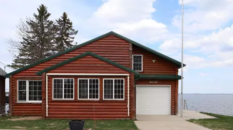 1624 Whipholt Beach Rd NW, Walker, MN 56484