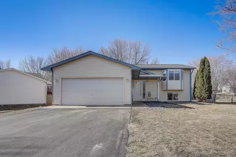 405 8th Ave S, Buffalo, MN 55313