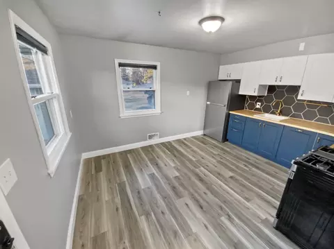 2031 Shale Ln, Eagan, MN 55122 photo 8