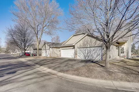 608 85th Ave NW, Coon Rapids, MN 55433