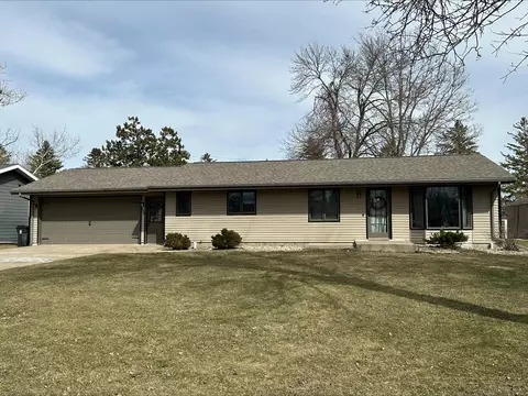 409 S Lake St, Hendricks, MN 56136 photo 3
