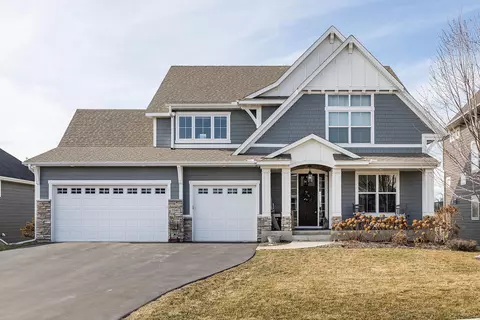 7540 Fawn Hill Rd, Chanhassen, MN 55317