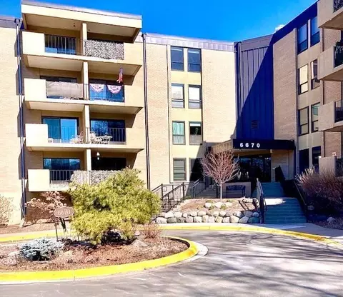 6670 Vernon Ave S #404, Edina, MN 55436