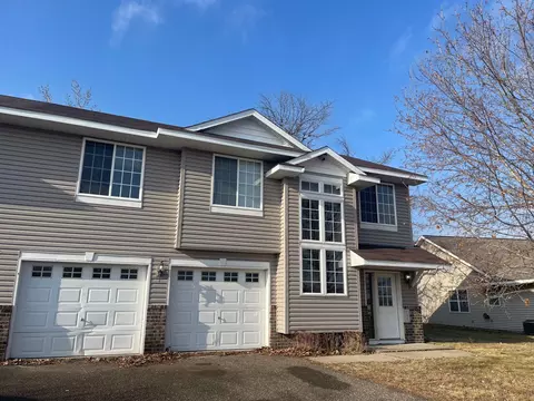 553 Somerset Ln, Somerset, WI 54025