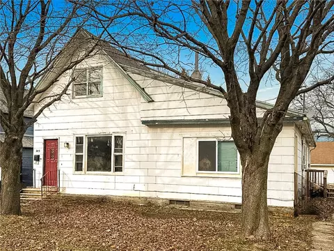 205 E Main St, Brownsdale, MN 55918