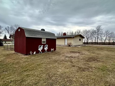 948 Main Ave, Murdock, MN 56271 photo 7