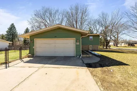 6201 81st Ave N, Brooklyn Park, MN 55443