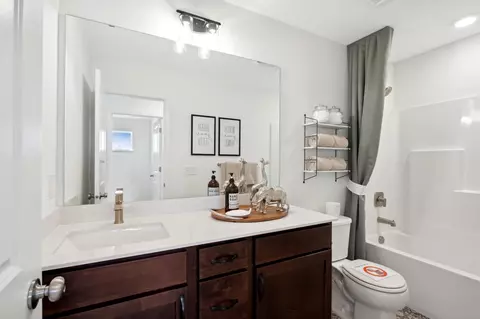Bath - 13613 Pine Dr, Rogers, MN 55374 photo 6 of 6