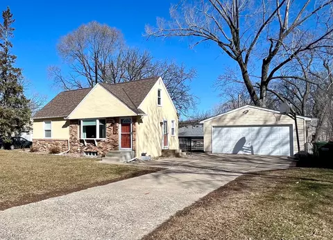 9007 7th St NE, Blaine, MN 55434