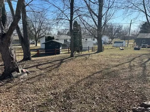 2225 Milo Ave, Albert Lea, MN 56007 photo 2