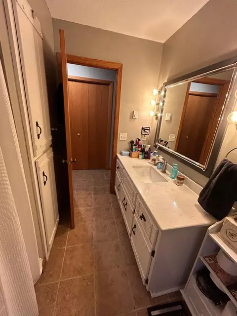 Bath - 8327 120th St, Milaca, MN 56353 photo 2 of 3