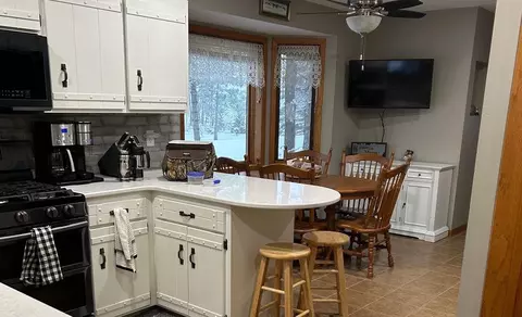 Kitchen - 8327 120th St, Milaca, MN 56353 photo 3 of 6