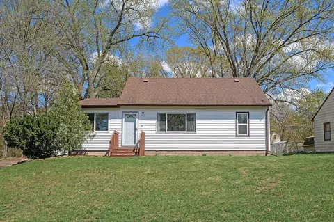 24 Pine Dr, Circle Pines, MN 55014