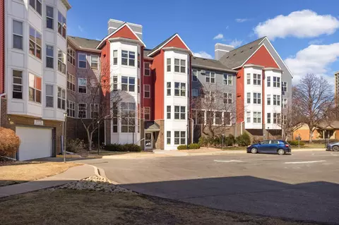 720 3rd Ave NE #107, Minneapolis, MN 55413