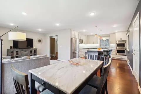 7725 Cahill Ave, Inver Grove Heights, MN 55076