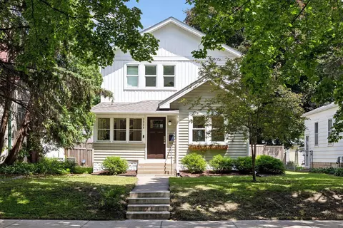 3229 37th Ave S, Minneapolis, MN 55406