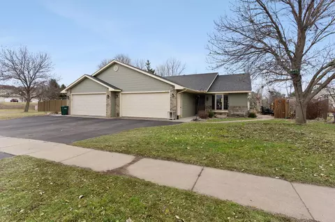2146 Bieneman St, Hudson, WI 54016