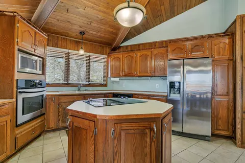 Kitchen - 195 Main St, Foreston, MN 56330 photo 5 of 10
