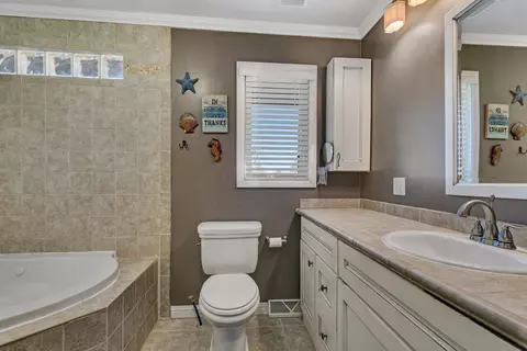Bath - 195 Main St, Foreston, MN 56330 photo 2 of 5