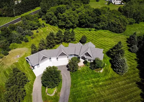 9547 Dellwood Road Ln N, Grant, MN 55082