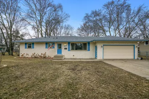 938 Adams St, Anoka, MN 55303