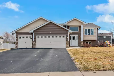 6804 90th Ave N, Brooklyn Park, MN 55445