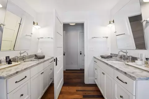 Bath - 6580 Aster Trl, Excelsior, MN 55331 photo 5 of 11