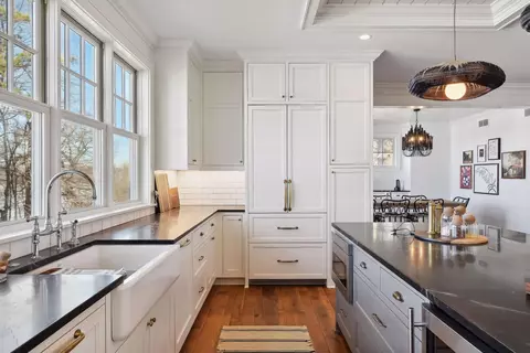 Kitchen - 6580 Aster Trl, Excelsior, MN 55331 photo 5 of 6