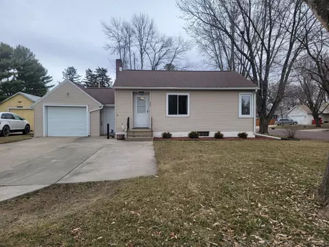 302 NW Grove St, Brownsdale, MN 55918