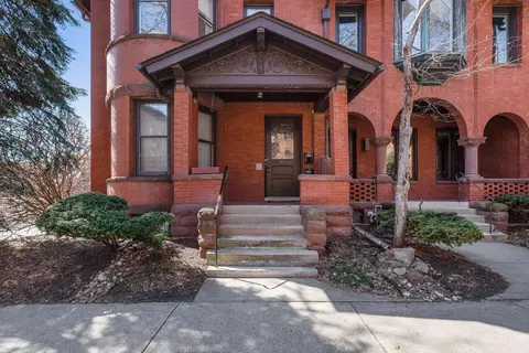 27 Saint Albans St S #7, Saint Paul, MN 55105