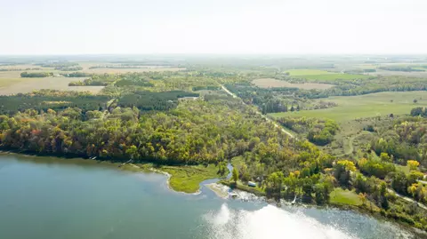 50 Nnn Willow Creek Dr, Henning, MN 56551