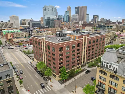 111 4th Ave N #105, Minneapolis, MN 55401
