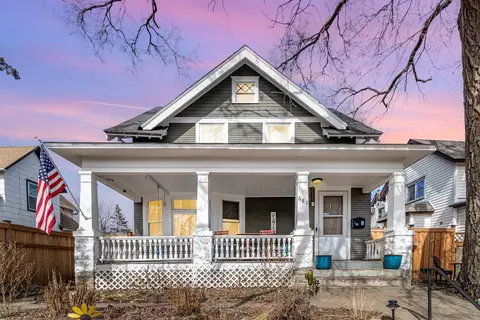681 Magnolia Ave E, Saint Paul, MN 55106