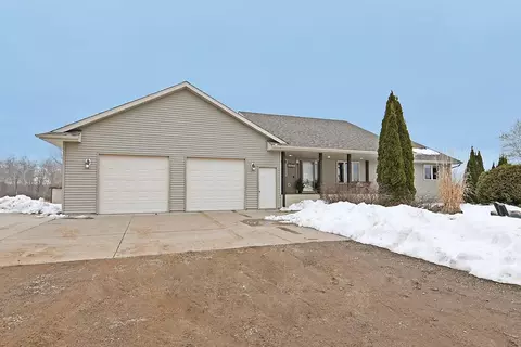 12353 Knick Knack Dr, Milaca, MN 56353