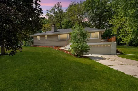 1545 Winnetka Ave N, Golden Valley, MN 55427